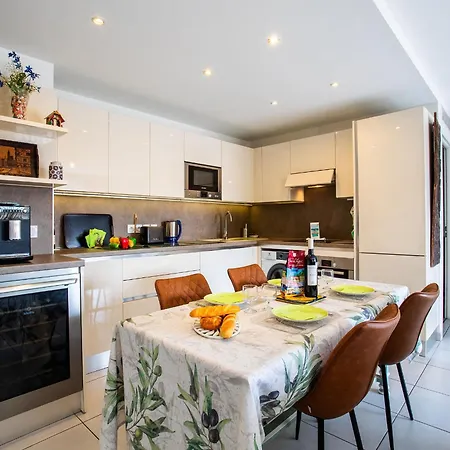 Lägenhet Jardin Wilson Ap4455 By Riviera Homes
